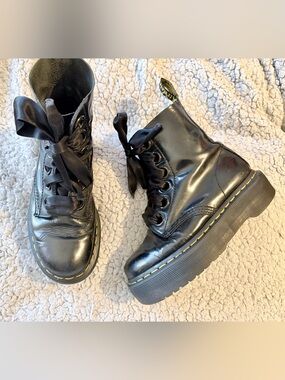 Dr. Martens Molly Platform Boots w/ Satin Ribbon Laces - EU 36 (US 5 / UK 3)